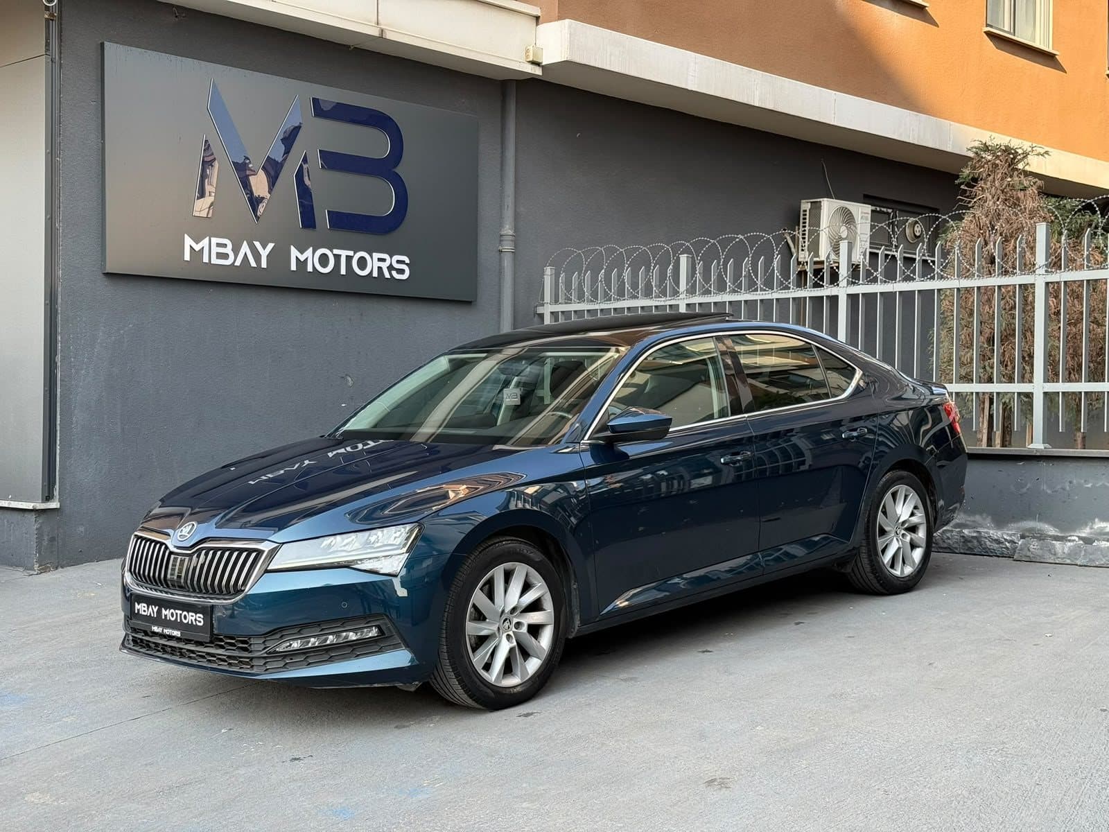 Skoda Superb 1.5 TSI Elite